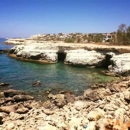 Ground Floor Leading To Pool Eg5, 2 Bedrooms, Free Wifi Paphos